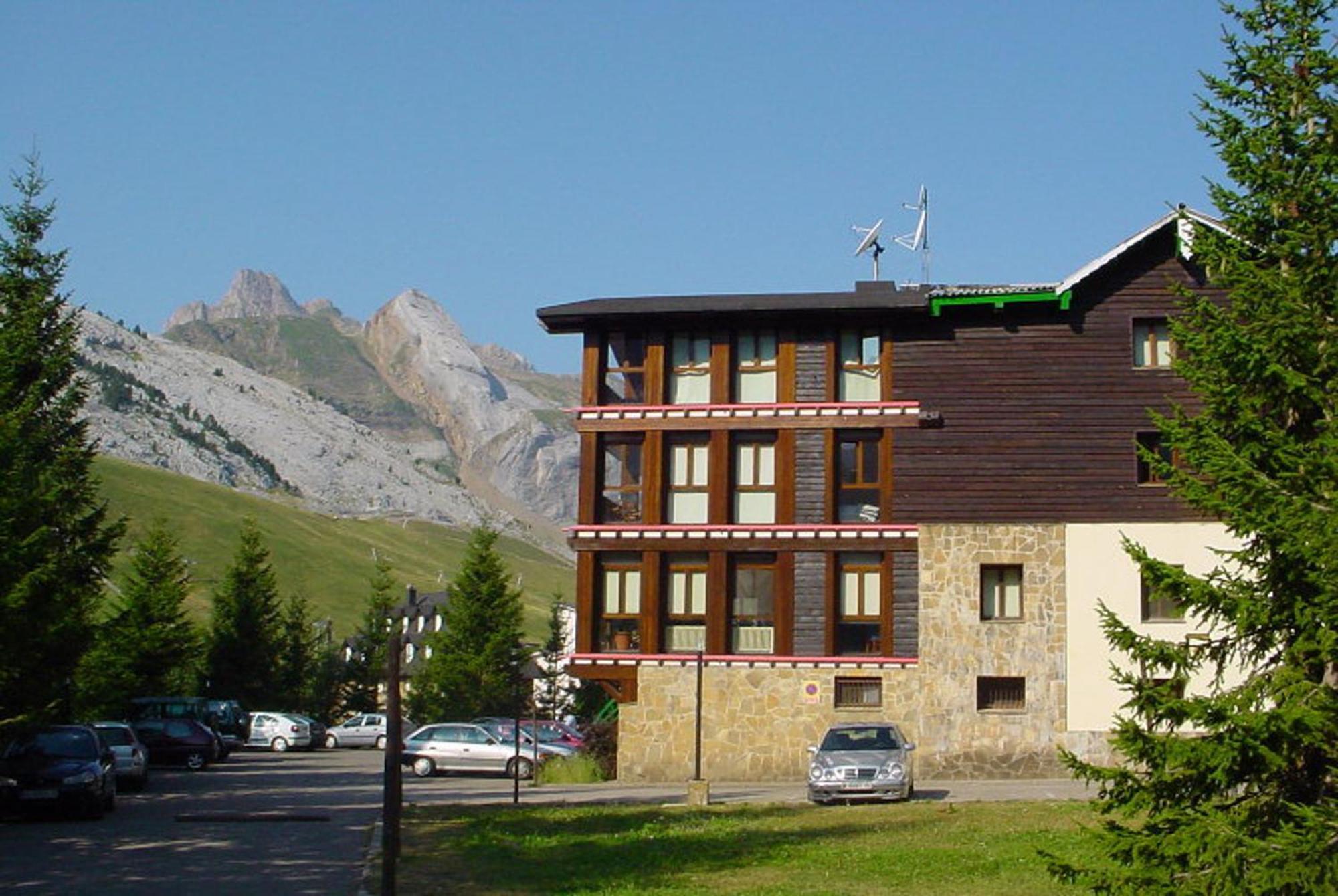 Snoe Hotel 칸단추 외부 사진